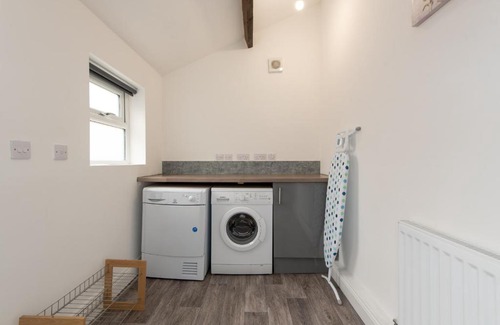 Bowburn Apartment | Inviting Modern One Bedroom Apartment near Durham