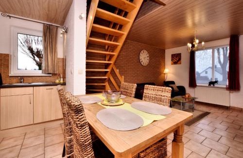 Wibrin House | Cozy Semi-Detached House with Terrace - Pet Friendly Stay
