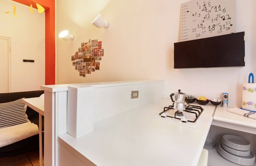 La Fontana Apartment | Delightful Cosy Nest in Isola District – Top-Rated Getaway