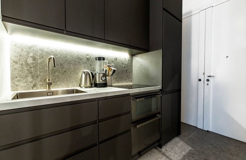 Croulebarbe Apartment | Cozy Retreat Near Jardin des Plantes with Spa & Breakfast