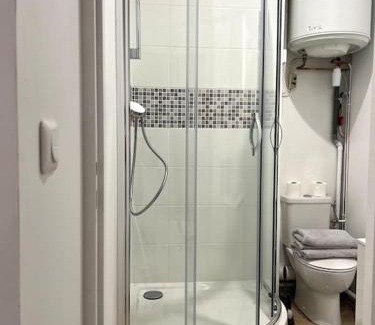 Salorges - Sainte-Anne Apartment | Family-Friendly Apartments in Scenic Nantes, France
