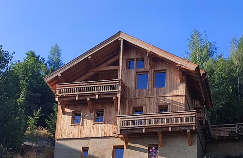 Villard-Reculas Ski Chalet | Inviting Chalet Retreat: 5 Bedrooms Near Alpe d'Huez