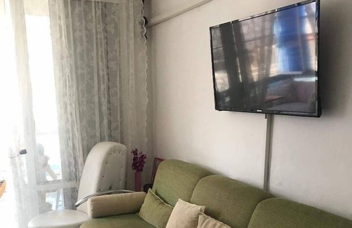 Mavisehir Apartment | Family-Friendly Sea View Apartment with Kitchen & Breakfast