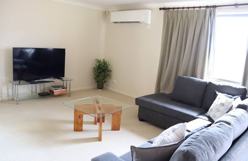 North Tamworth House | Charming Private Retreat Near Town with Ocean Views