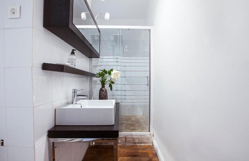 Belsunce Apartment | Oceanfront Comfort at Cosy République - Rated 8.2/10!