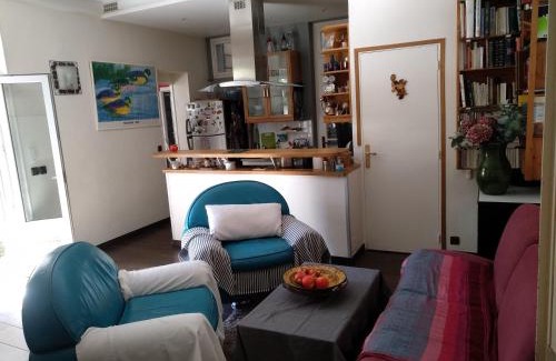 Neuilly-sur-Seine Apartment | Charming 2 Bedroom Apartment with Private Garden Oasis