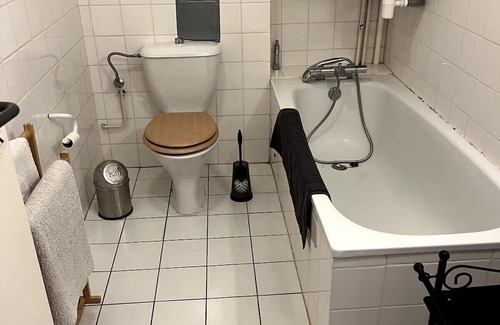 Neudorf Est Apartment | Cozy Apartment in Strasbourg Neudorf with Kitchen & Wifi