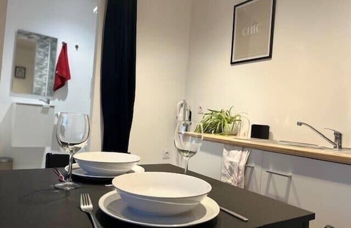 Strasbourg Apartment | Comfortable Studio in Strasbourg with Wi-Fi and Kitchen