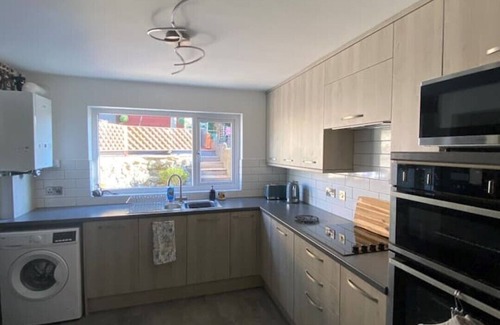 Llanystumdwy Cottage | Pet-Friendly Escape at The Fishermans Cottage in Snowdonia