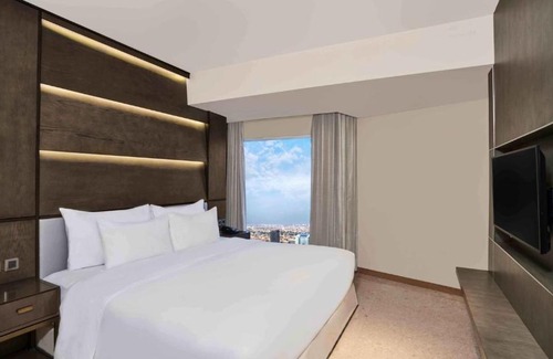 Kuala Lumpur City Centre Apartment | Inviting Room Featuring a Pool Table for Fun Escapes