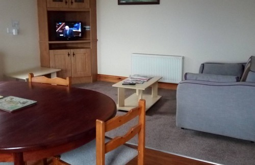 Gort Bed & Breakfast | Cosy self-catering apartment