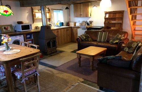 Trefeglwys House | Inviting Self Catering Cottage with Breathtaking Views