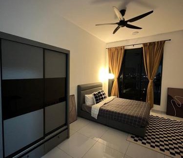 Bukit Indah Apartment | Comfortable Sky Tree Suite: 5 Min to Aeon & Legoland