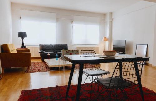 Komotini Apartment | Inviting Central Apartment - Rated 9/10 & Family Friendly