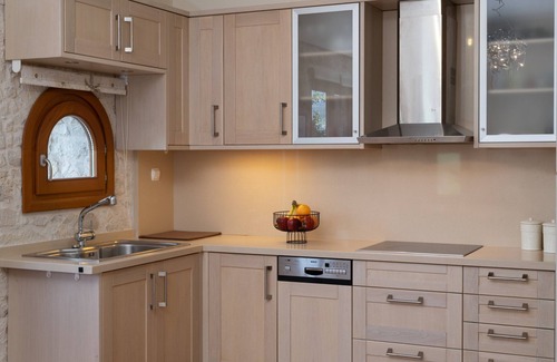 Malevizi Villa | Eco-Friendly Villa with Breathtaking Mountain Views