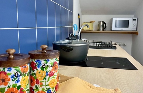 Favaro Veneto Apartment | Charming Studio with Garden, Parking & Near Venice Airport