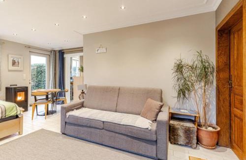 Courcelles Apartment | Cosy Studio close to Bruxelles South Charleroi Airport