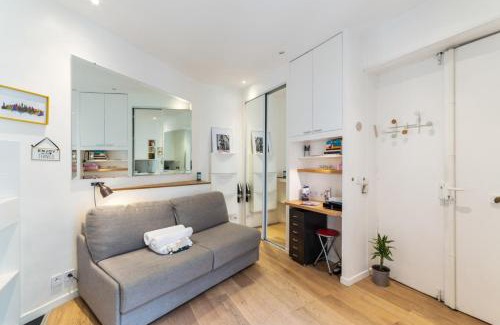 Vivienne Apartment | Pet-Friendly Apartments in France for Family Getaways