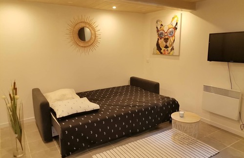 Montpellier-Centre Apartment | Inviting Studio in the Heart of Montpellier, Pet-Friendly Stay