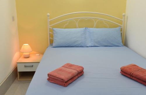 Marsalforn Apartment | Inviting Studio with Pool and Ocean View - Rated 9.1/10