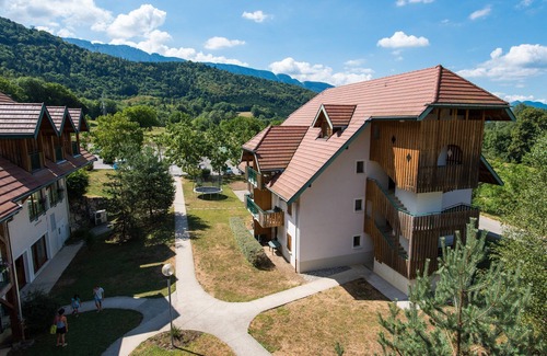 Giez Apartment | Giez Studio for 2 with Two Pools and Family-Friendly Amenities