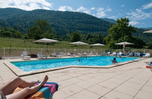Giez Apartment | Giez Studio for 2 with Two Pools and Family-Friendly Amenities