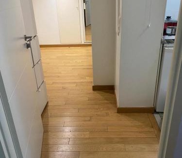 Puteaux Apartment | Welcoming Studio in Puteaux - Child Friendly & Highly Rated