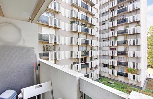 19th Arrondissement House | Cosy studio w view of Canal de l'Ourcq La Villette