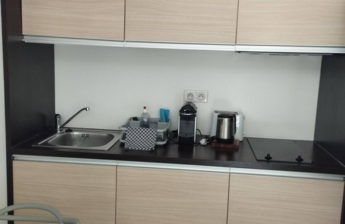 Sud Apartment | Charming Studio with Garden near Town Center and Parking
