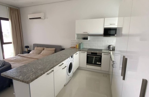Taqah Apartment | Cozy Studio with Lagoon View at Hawana Resort