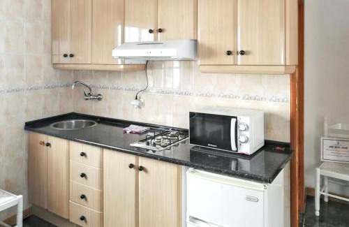 Tigaday Apartment | Seaside Studio Retreat at Frontera, Just 2 km from Beach