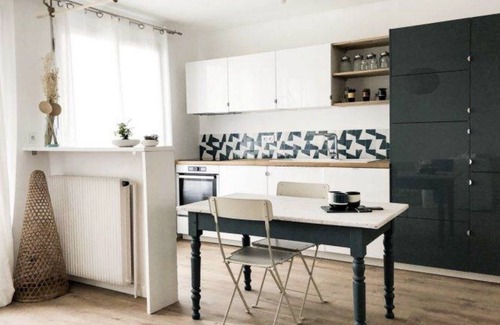 7th Arrondissement Apartment | Inviting T2 Apartment in Lyon 7th - Near Metro & Streetcar