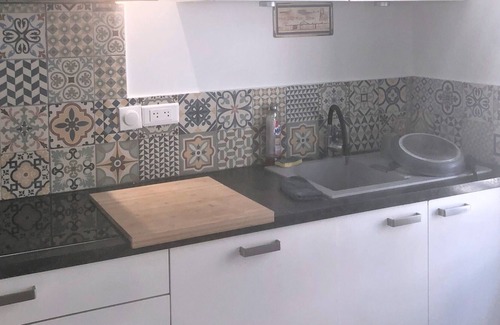 Chalons-en-Champagne Apartment | Cozy T3 Near Station: Family and Pet-Friendly Retreat