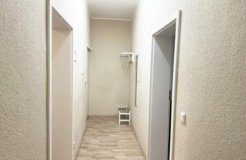 Rechklinghausen Sud Apartment | Comfortable Three-Room Apartment with Family-Friendly Amenities