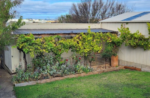 Warrnambool House | Cozy Retreat with Ocean View, Pool and Eco-Friendly Amenities