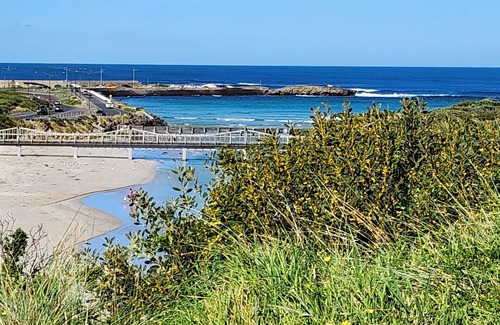 Warrnambool House | Cozy Retreat with Ocean View, Pool and Eco-Friendly Amenities