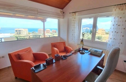 Monemvasia Villa | Cozy Villa Near Monemvasia Castle for Family Getaways
