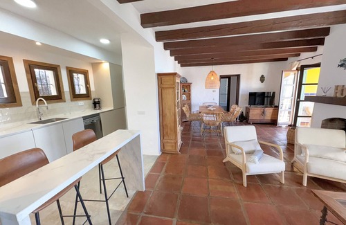 Atlanterra Ski Chalet | Charming Villa with Private Pool and Breathtaking Views