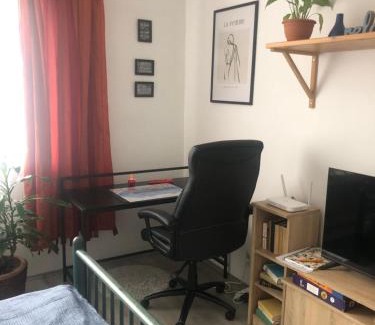 Kaposvar Apartment | Cozy66: Family-Friendly Retreat with 9.6/10 Guest Rating