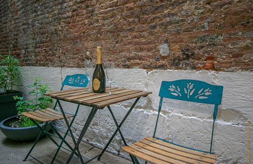 Gare-Jouvenet Apartment | Relaxing Cosyrouen Bali Spa with Hot Tub in City Center