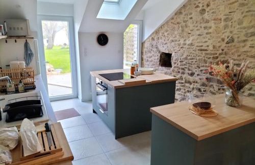 Sarzeau House | Exceptional Oceanfront Retreat at Coté Golfe, Morbihan