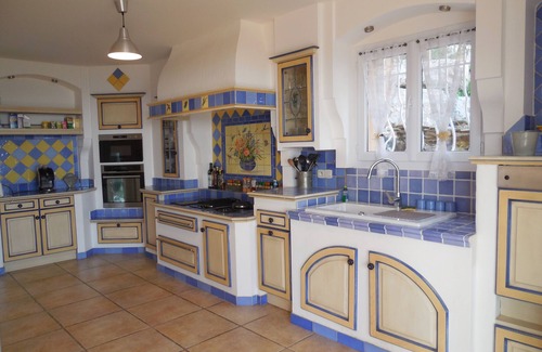 La Londe-les-Maures Villa | Experience Côte d'Azur: Villa with Ocean View & Heated Pool