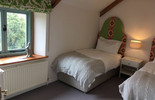 Chipping Sodbury House | Idyllic Cotswolds Barn Apartment - Guest Rated 9.8/10