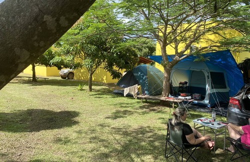 Sao Joao Batista do Gloria Ski Chalet | Cozy Chalets Praia Vermelha 02: Pet-Friendly & Family Ready