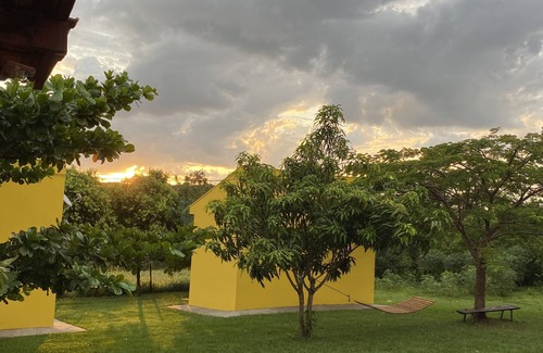 Sao Joao Batista do Gloria Ski Chalet | Cozy Chalets Praia Vermelha 04: Pet Friendly & Family Ready