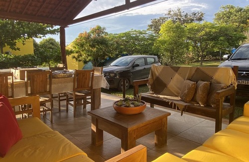 Sao Joao Batista do Gloria Ski Chalet | Pet-Friendly Chalets Praia Vermelha for Family Getaways