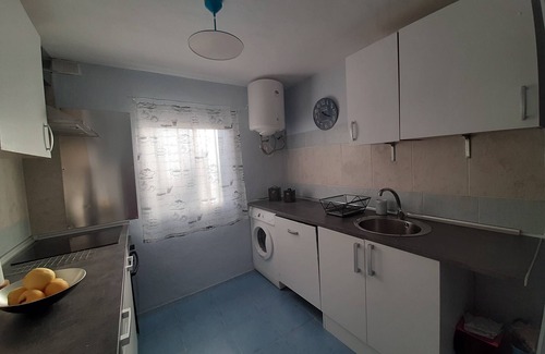 Borja House | Pet-Friendly Cottage Ecce Homo with Spa and Hot Tub