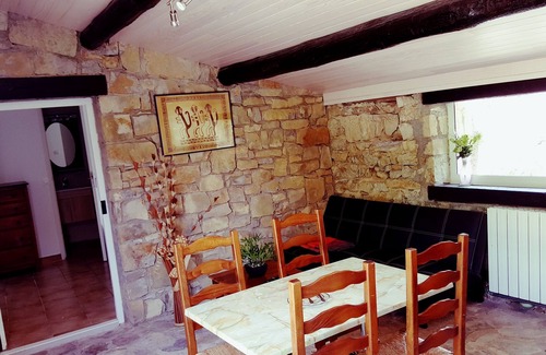 Saint-Andre-de-Cruzieres Cottage | Relax at Cottage de la Berlusiere with Pool and Spa