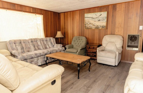 Sauble Beach Cottage | Cottage #14 - Sauble Beach Private Access