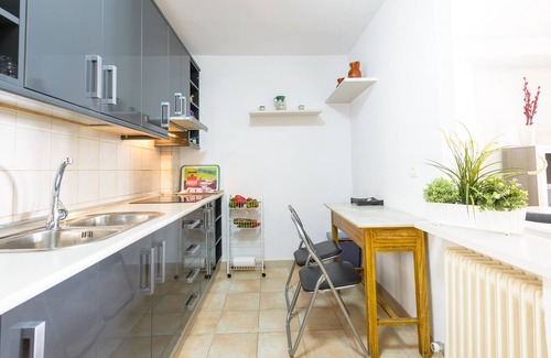 Conchar Cottage | Idyllic Cottage 15 Minutes from Granada with Ocean Views